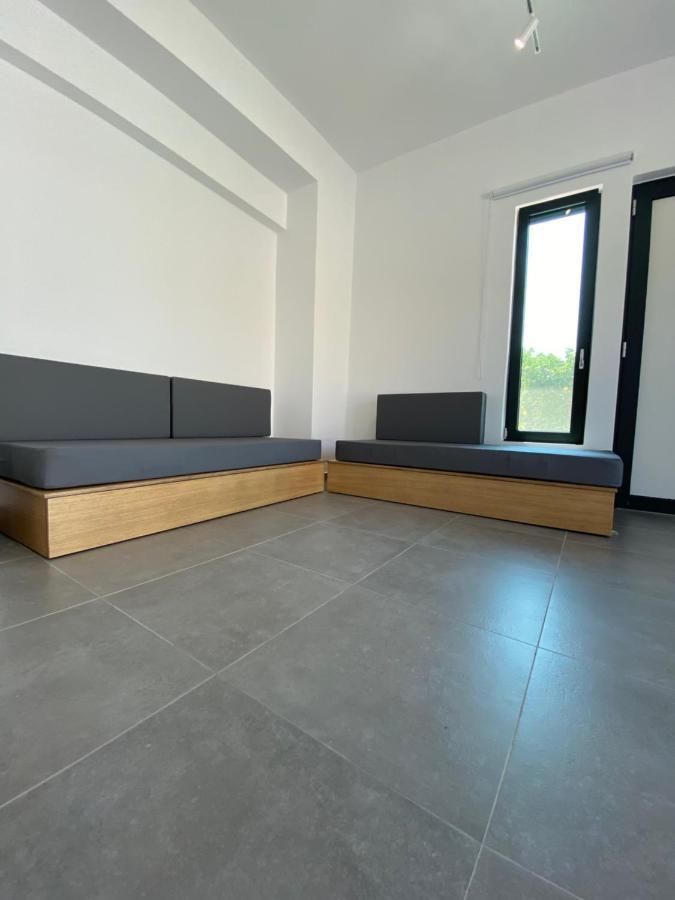 Lefko Apartments Tavronitis المظهر الخارجي الصورة