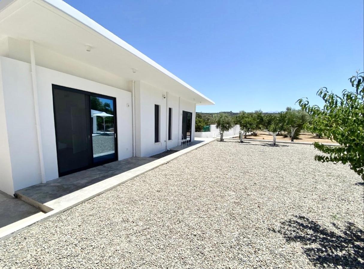 Lefko Apartments Tavronitis المظهر الخارجي الصورة