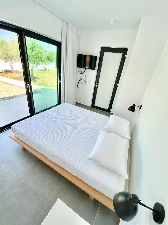 Lefko Apartments Tavronitis المظهر الخارجي الصورة